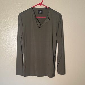 Cuts Men's Green Long Sleeve Shirt